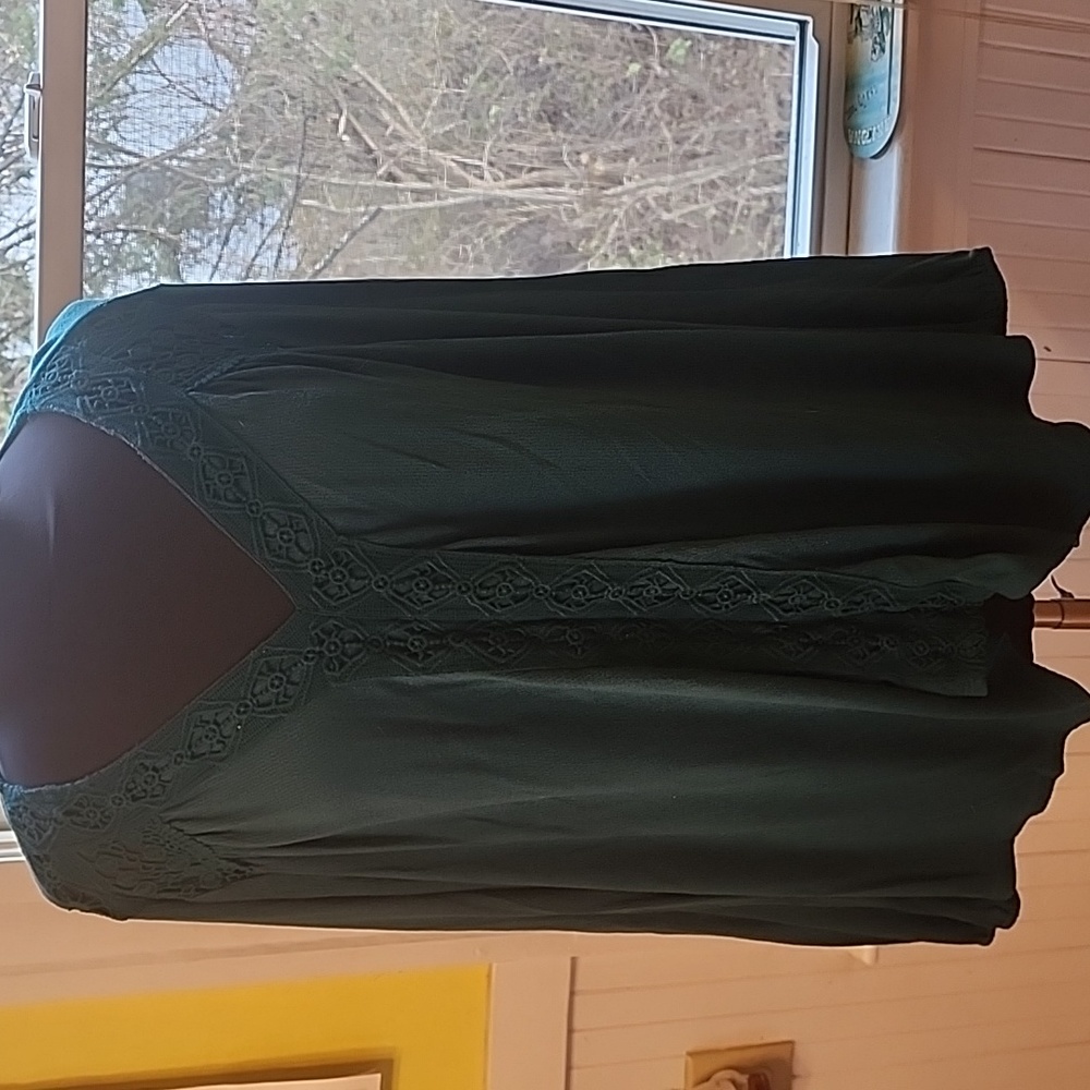 Johnpaulrichard women's plus size XXL tunic. Green